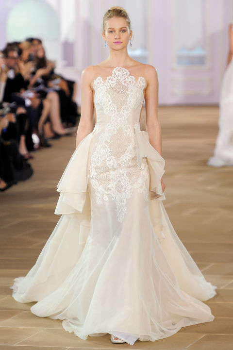 30 legelbűvölőbb menyasszonyi ruha a divathetekről - Esküvő -  - esküvő, esküvői ruha, menyasszonyi ruha, tavasz/nyár 2017, 