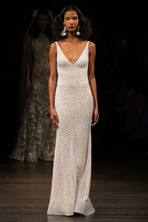 30 legelbűvölőbb menyasszonyi ruha a divathetekről - Esküvő -  - esküvő, esküvői ruha, menyasszonyi ruha, tavasz/nyár 2017, 