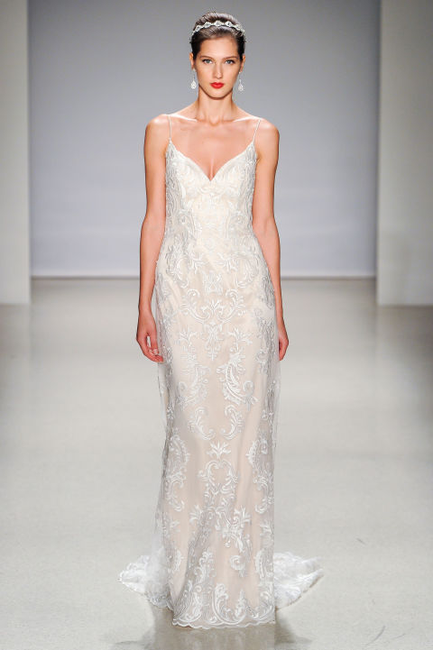 30 legelbűvölőbb menyasszonyi ruha a divathetekről - Esküvő -  - esküvő, esküvői ruha, menyasszonyi ruha, tavasz/nyár 2017, 