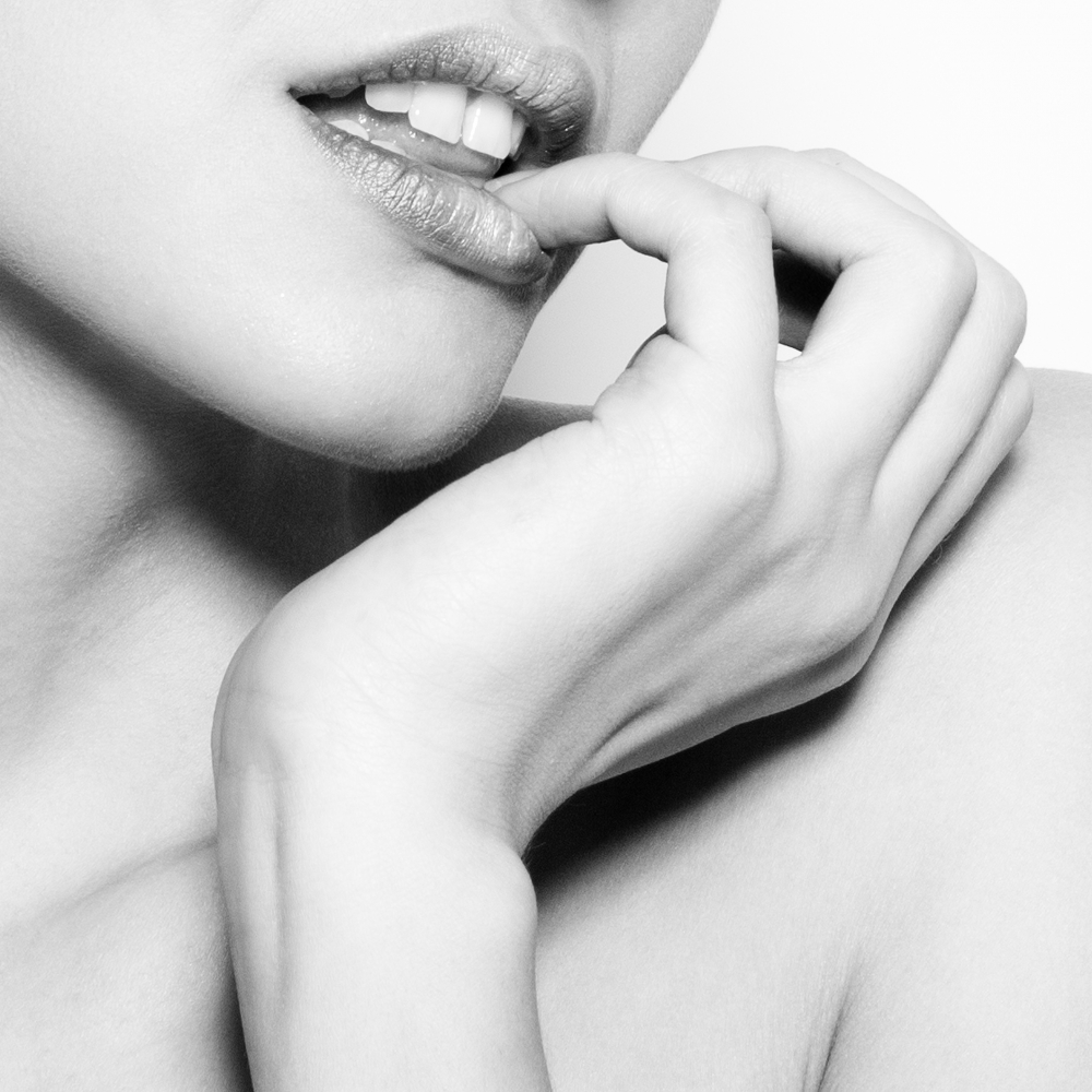 Csempéssz egy kis vidámságot a szürke hétköznapokba a Labello neon színeivel! - SZÉPSÉG - Bőrápolás - ajakápoló, beauty, labello, szepseg, 