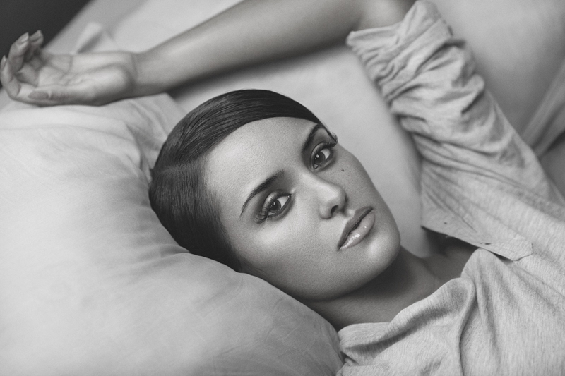 Társat keresek - egy régimódi, 21. században ragadt lány hirdetése - KERESD A NŐT  - Lélekhangok - boldogság, érzelmek, keresés, nő, párkapcsolat, szerelem, társ, 