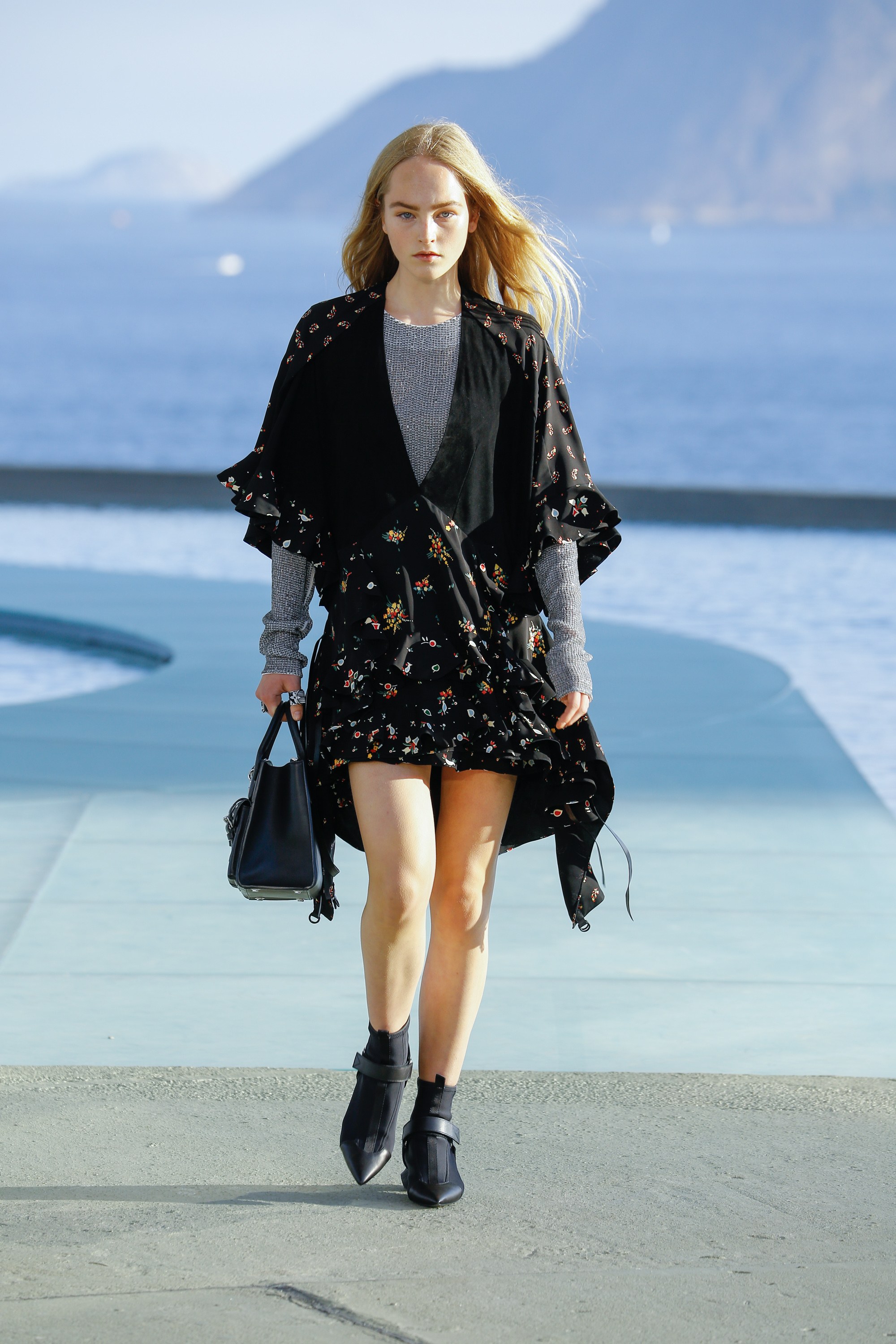 Az baj, hogy a Resort kollekciók (megint) jobban tetszenek? - DIVAT&STÍLUS - Hírek  - resort, resort kollekció 2017, stílus, trend, 