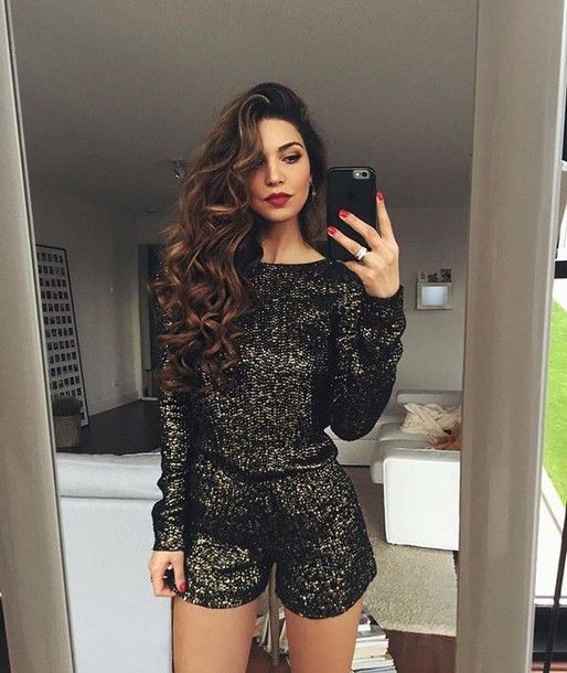 Stílusiskola: Outfitek az irodai karácsonyi bulira - DIVAT&STÍLUS - Stílusiskola - karácsony, outfit, stílus, téli divat, 