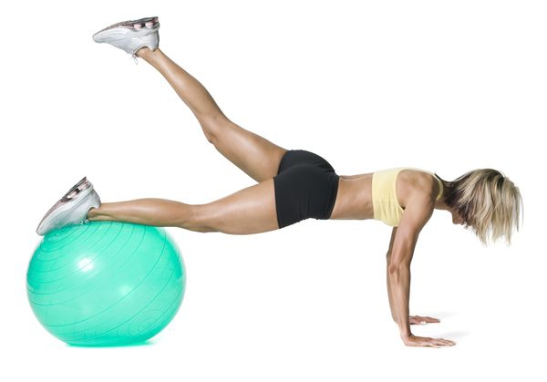 Hozd magad formába fitnesz labdával - STYLELIFE - Egészség - fitball, fitnesz, labda, sport, 