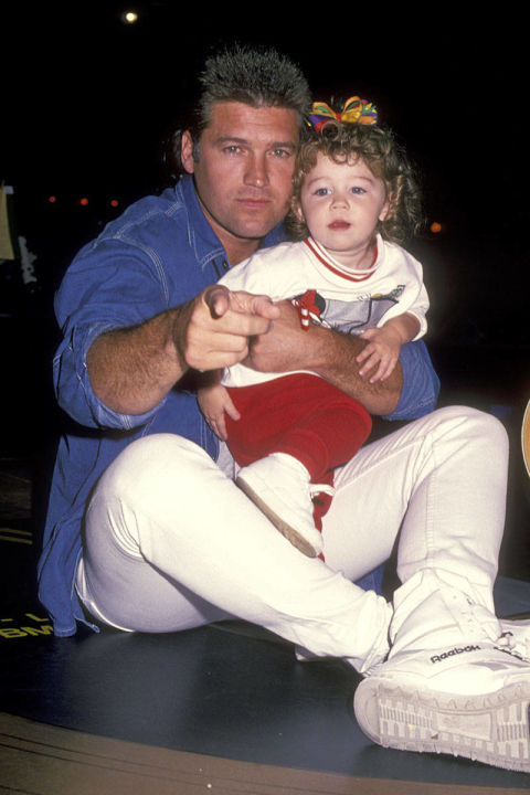 Egy ígéretes tinisztár tündöklése és tündöklése - Isten éltessen, Miley Cyrus - Celebrity -  - miley cyrus, stílus, 