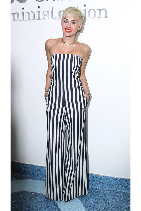 Egy ígéretes tinisztár tündöklése és tündöklése - Isten éltessen, Miley Cyrus - Celebrity -  - miley cyrus, stílus, 