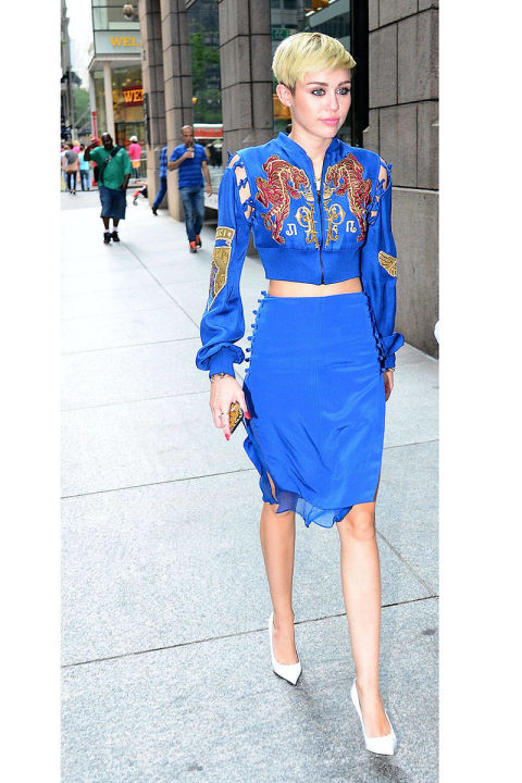 Egy ígéretes tinisztár tündöklése és tündöklése - Isten éltessen, Miley Cyrus - Celebrity -  - miley cyrus, stílus, 