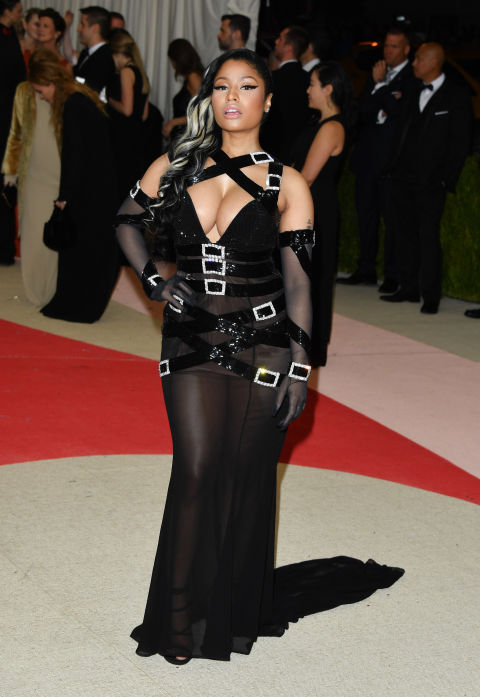 A 2016-os év legmeghökkentőbb vörös szőnyeges bevonulásai - Celebrity -  - celebrity, red carpet, stílus, vörös szőnyeg, 