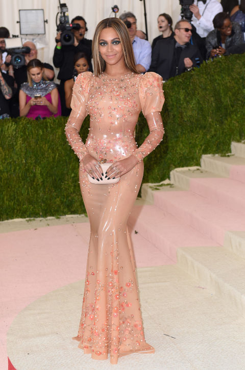 A 2016-os év legmeghökkentőbb vörös szőnyeges bevonulásai - Celebrity -  - celebrity, red carpet, stílus, vörös szőnyeg, 