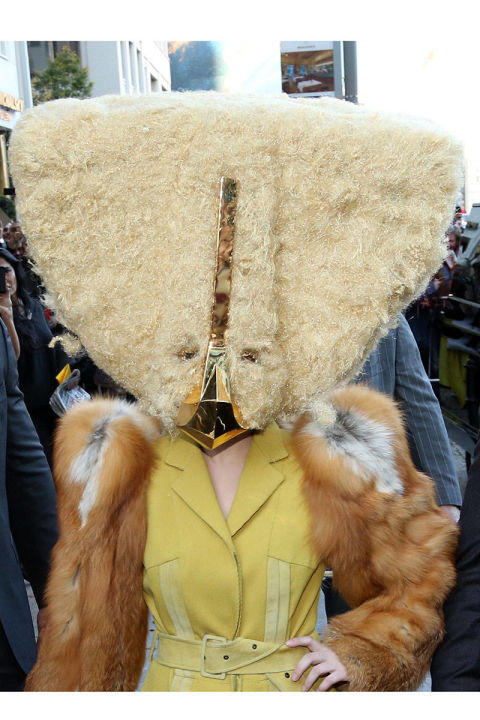 Soha ne hagyd, hogy bárki a világon azt mondja, hogy nem lehetsz az, aki lenni akarsz - Lady Gaga stílusalbum - Celebrity -  - Lady Gaga, stílus, 