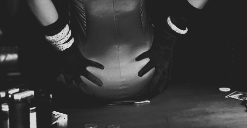 Nagy Fashion Awards Red Carpet Gif Challenge - Celebrity -  - british fashion award, celebrities, celebrity, celebrity news, gif challenge, gigi hadid, lady gaga, 