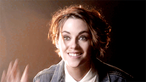 Nagy Fashion Awards Red Carpet Gif Challenge - Celebrity -  - 