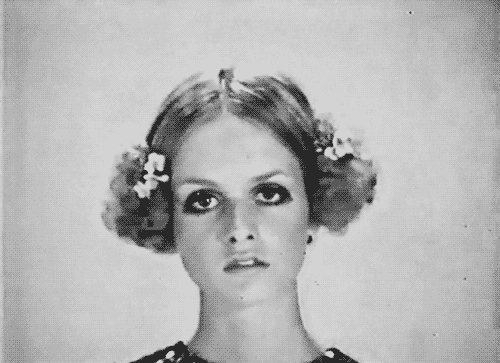 Nagy Fashion Awards Red Carpet Gif Challenge - Celebrity -  - british fashion award, celebrities, celebrity, celebrity news, gif challenge, gigi hadid, lady gaga, 