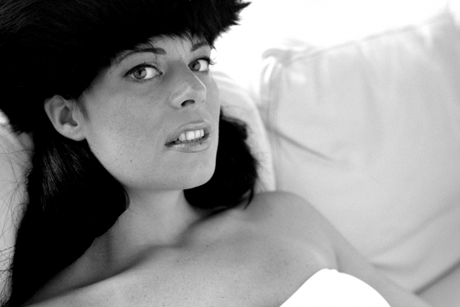 „Gyűlt bennem a sok dolog, és egyszer csak szembetaláltam magam a diagnózisommal.” - Beszélgetés Kneszl Beáta Carmennel - STYLENEWS - Interjúk - borderline, én a megbélyegzett, kneszl beáta carmen, könyv, 