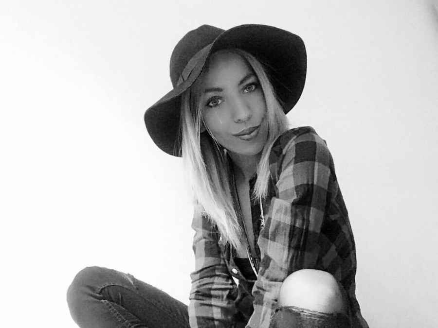 Szerkesztői levél: Soha nem szabad természetesnek venni azt, hogy az, aki fontos számunkra, mindig jelen lesz. - KERESD A NŐT  - Lélekhangok - boldogság, érzelmek, lélekhangok, szeretet, ünnepek, 