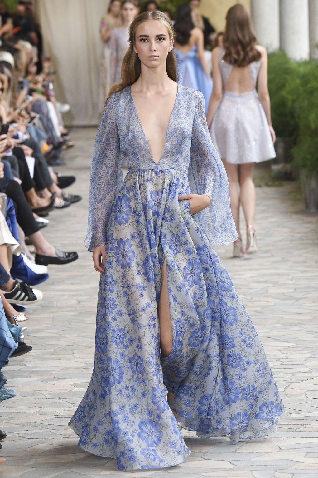 Jönnek a szirmok! - Nagy tavaszi virágos trend mutató a következő szezonra - Stílusiskola -  - stílus, tavasz/nyár2017, 