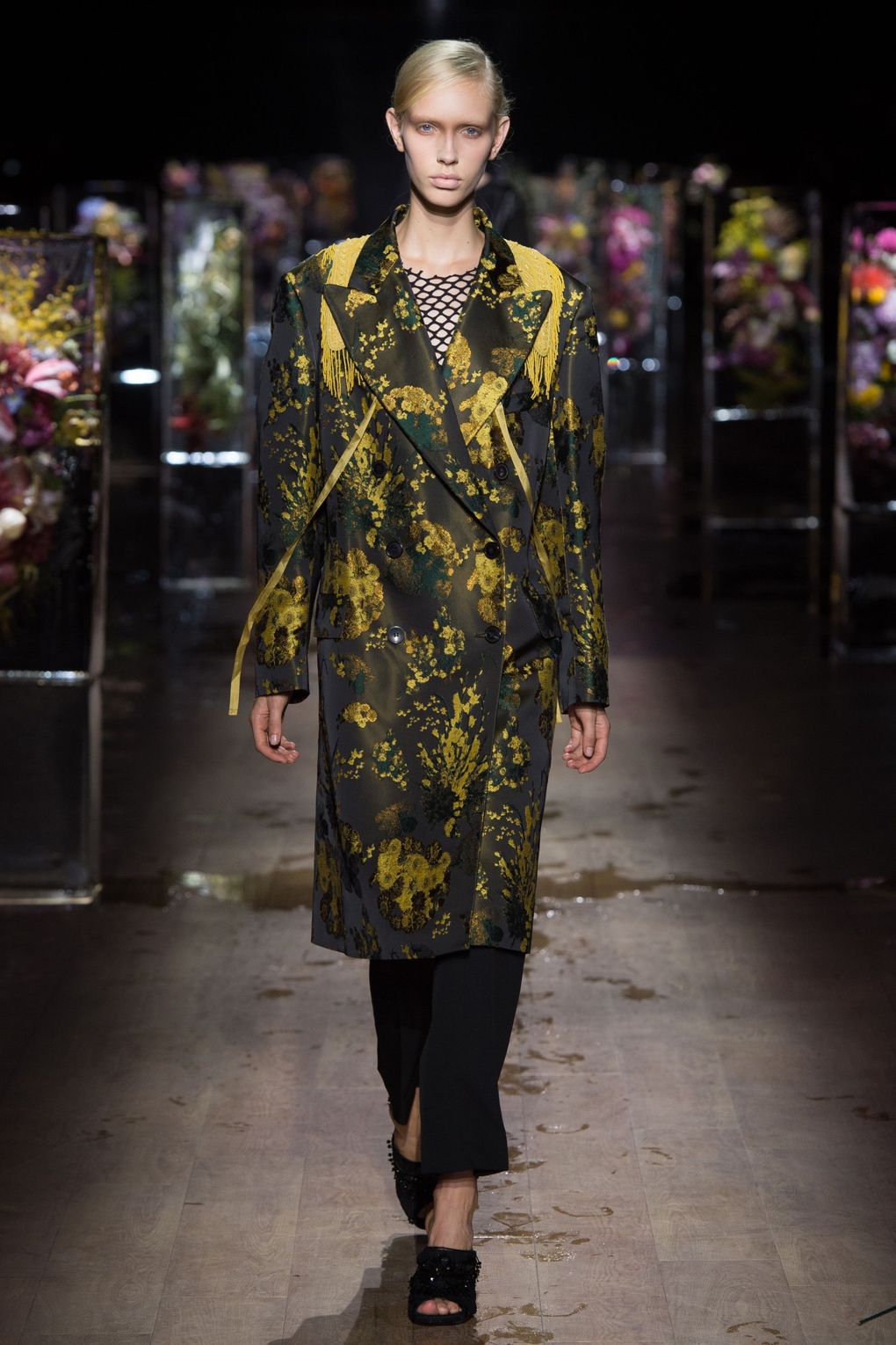 Jönnek a szirmok! - Nagy tavaszi virágos trend mutató a következő szezonra - Stílusiskola -  - stílus, tavasz/nyár2017, 