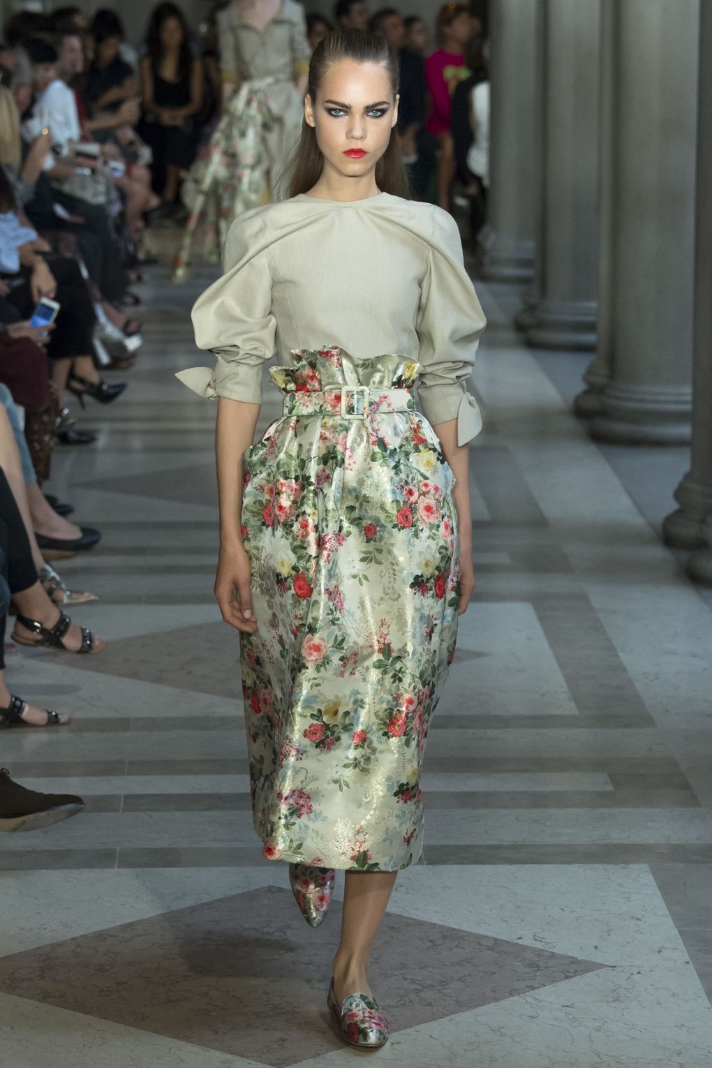 Jönnek a szirmok! - Nagy tavaszi virágos trend mutató a következő szezonra - Stílusiskola -  - stílus, tavasz/nyár2017, 