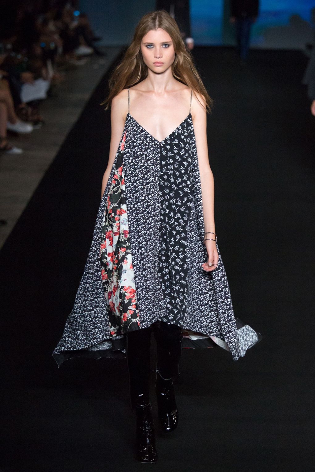 Jönnek a szirmok! - Nagy tavaszi virágos trend mutató a következő szezonra - Stílusiskola -  - stílus, tavasz/nyár2017, 