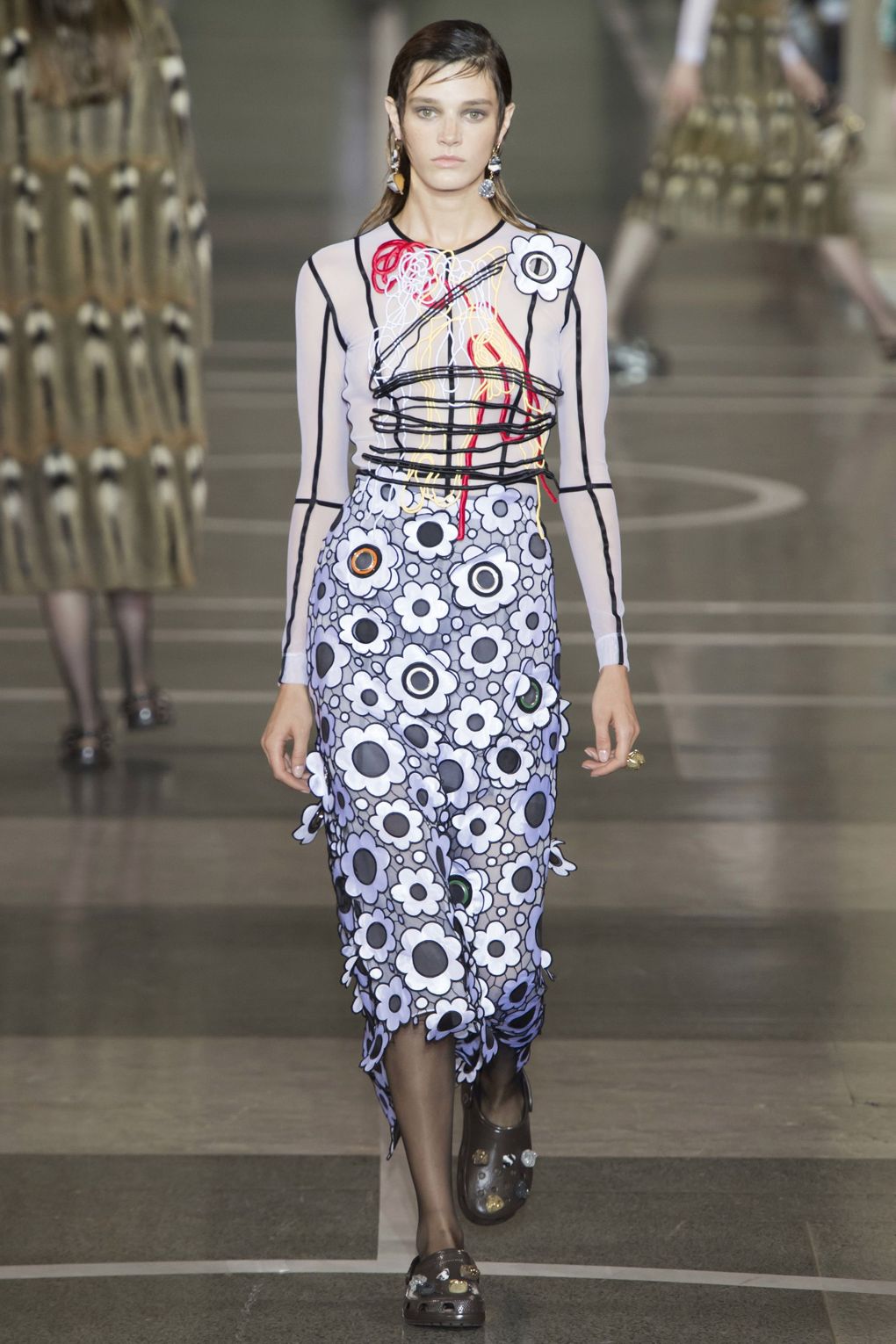 Jönnek a szirmok! - Nagy tavaszi virágos trend mutató a következő szezonra - Stílusiskola -  - stílus, tavasz/nyár2017, 