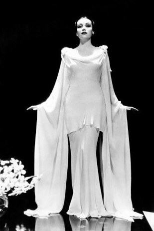 A szépség relatív: Így változott az ideális női test az elmúlt száz évben - DIVAT&STÍLUS - Hírek  - álomtest, Gisele Bündchen, Marilyn Monroe, szépségideál, 