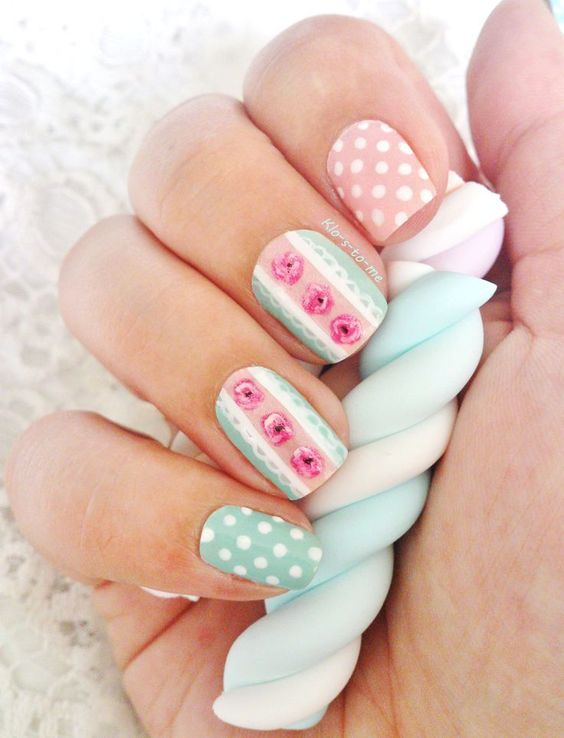 Top15: a legszebb pasztell színű mintás körmök tavaszra - SZÉPSÉG -  - körmök, körömlakk, minták, ötletek, pasztell színek, színek, tavasz, 