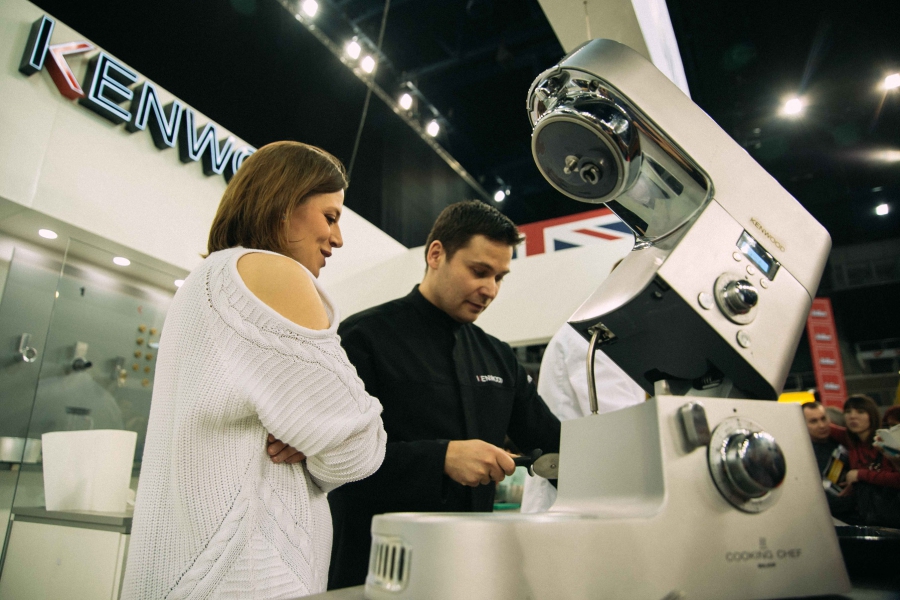 A Konyhakiállításon mutatkozott be a legújabb elektromos hajtású autó - STYLENEWS - Aktuális - kenwood, kenwood titanium xl, 