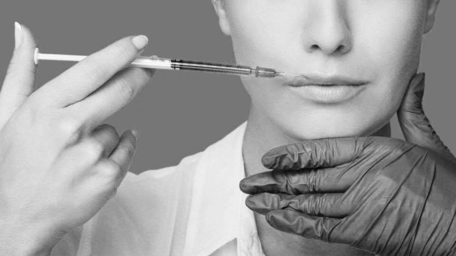 Énkép elvitelre? - SZÉPSÉG - KERESD A NŐT  - elfogadás, énkép, megfelelés, önértékelés, plasztikai műtét, 