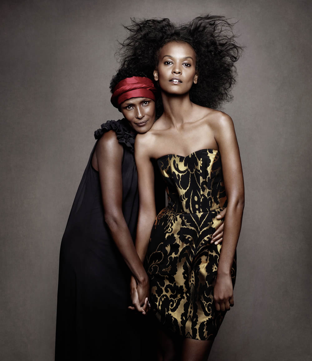 Hírességek adják arcukat az idei karácsony kampányához - Hírek  -  - H, 