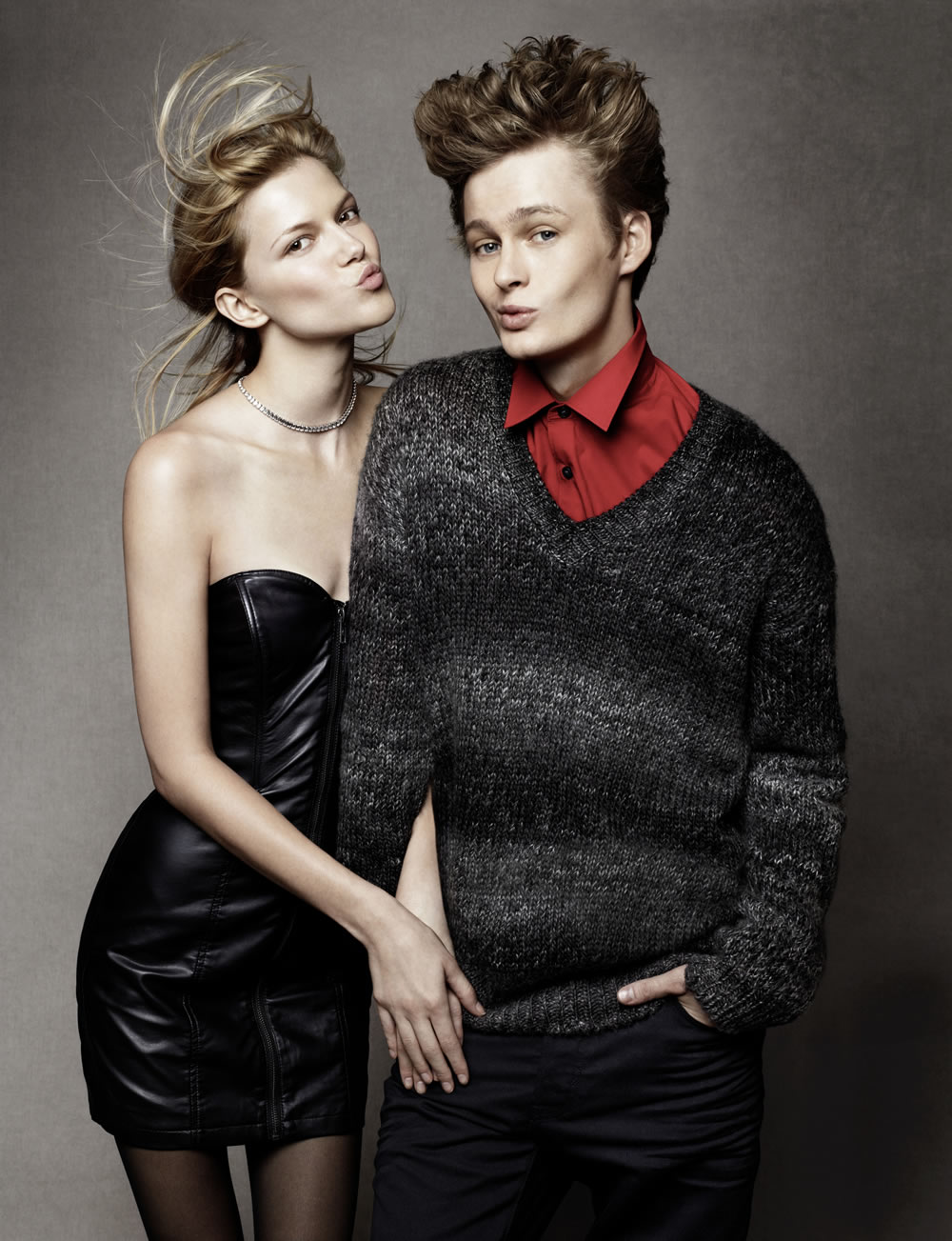 Hírességek adják arcukat az idei karácsony kampányához - Hírek  -  - H, 