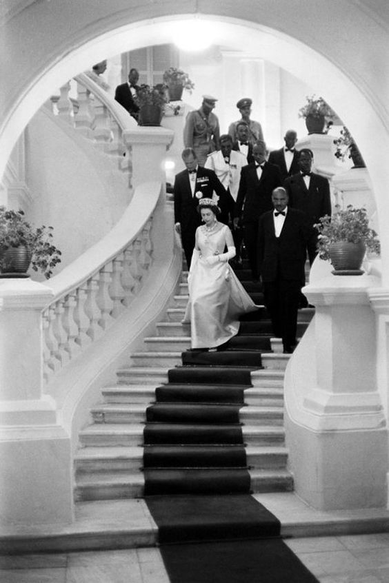 Tíz inspiráló fotó a 91. születésnapját ünneplő Erzsébet királynőről - STYLENEWS - Aktuális - Anglia, Egyesült Királyság, Erzsébet királynő, királynő, születésnap, 