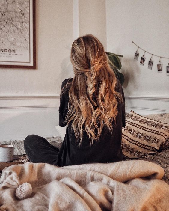 Top9: Tavaszi hajfonatok - SZÉPSÉG - Hajápolás  - fonatok, frizura, frizura trend, haj, hajak, hajfonás, hajfonatok, hajszárítás, 