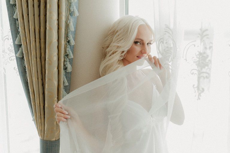 Szőke ciklon, könnyűvérű nőcske vagy buta liba? - KERESD A NŐT  - Lélekhangok - szőke, szőke nő, sztereotípia, 