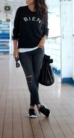 Stílusiskola: Így viseld a sportcipőt - DIVAT&STÍLUS - Stílusiskola - divat, stílus, stílusiskola, street style, tavaszi divat, trendek, 