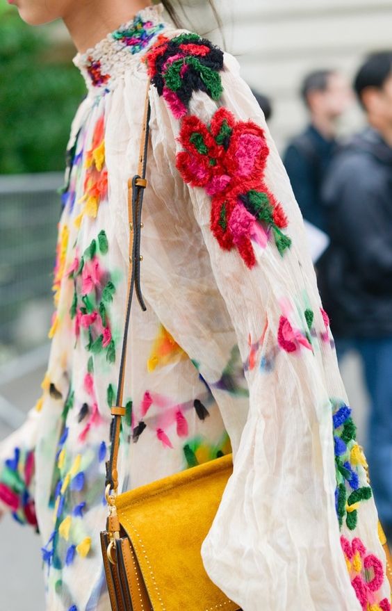 Stílusiskola: A tavasz kedvence a virágminta - DIVAT&STÍLUS - Stílusiskola - divatrend, stílusiskola, tavaszi divat, virágminta, 