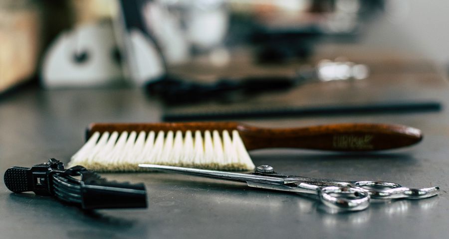 Interjú Hornyák Dáviddal, a REDS férfifodrászat megálmodójával - Stílusiskola -  - férfifodrászat, hornyák dávid, Reds, 