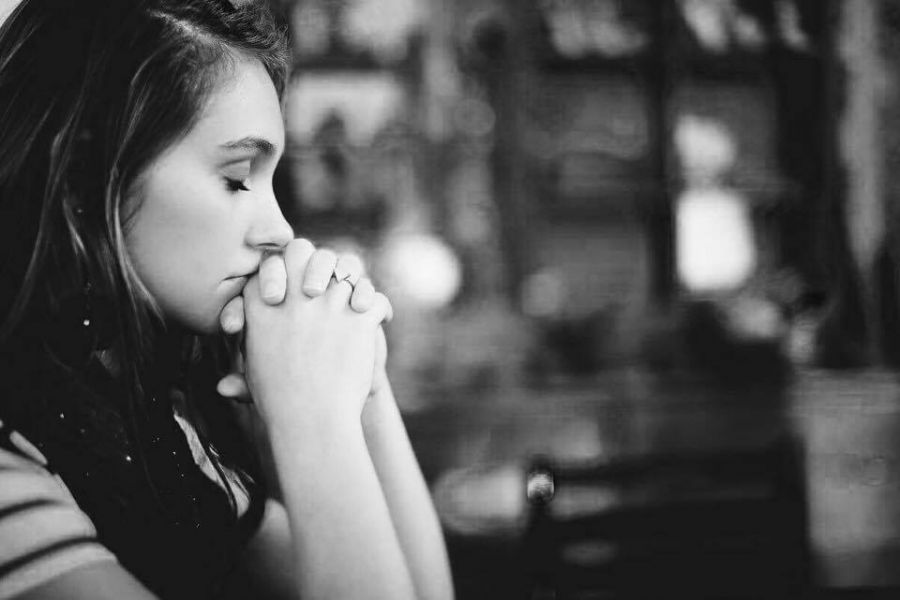 Félelmeink hálójában - KERESD A NŐT  - Lélekhangok - félelem, félelmek, fóbiák, lélekhangok, önismeret, pánikbetegség, rettegés, szorongás, tömegiszony, 