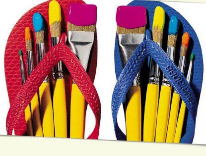 55 éves a világ első számú tangapapucsa - DIVAT&STÍLUS -  - flip flop, strandpapucs, 