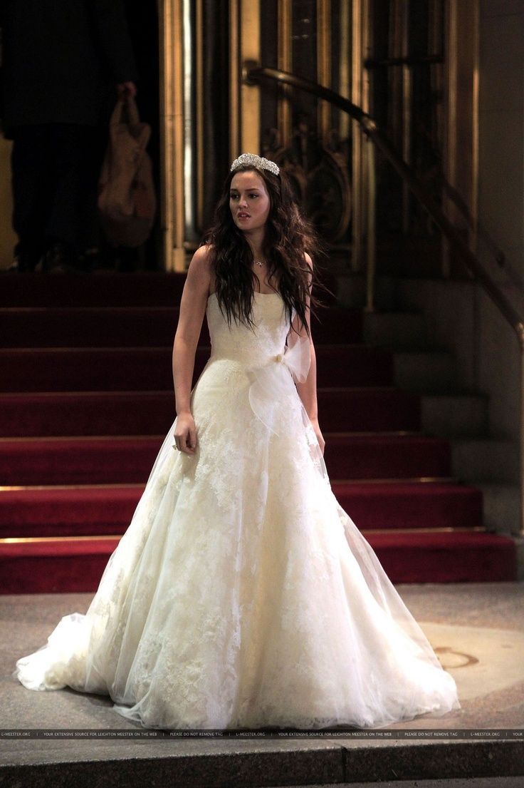 A 10 legemlékezetesebb menyasszonyi ruha sorozatokból - KERESD A NŐT  - Fesztelen mindennapok - 