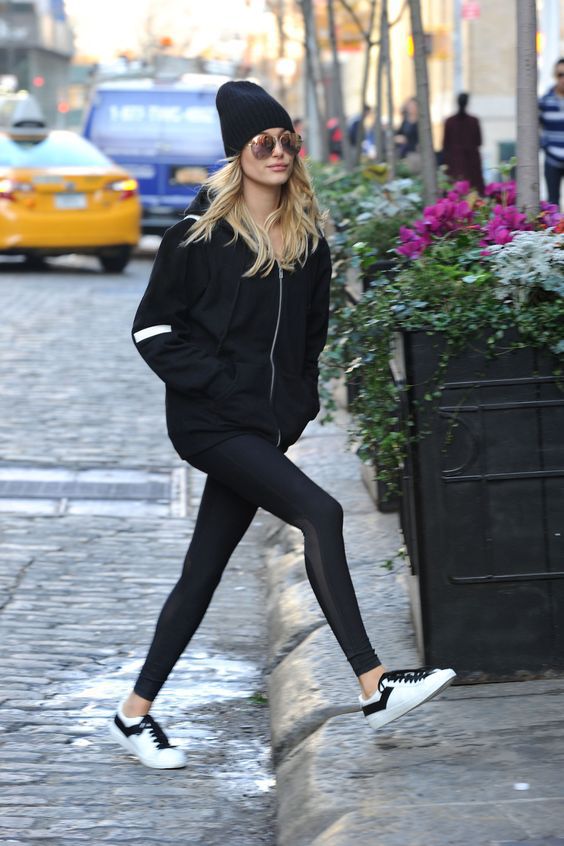 Stílusiskola: outfit tippek Hailey Baldwin-tól - DIVAT&STÍLUS - Stílusiskola - 