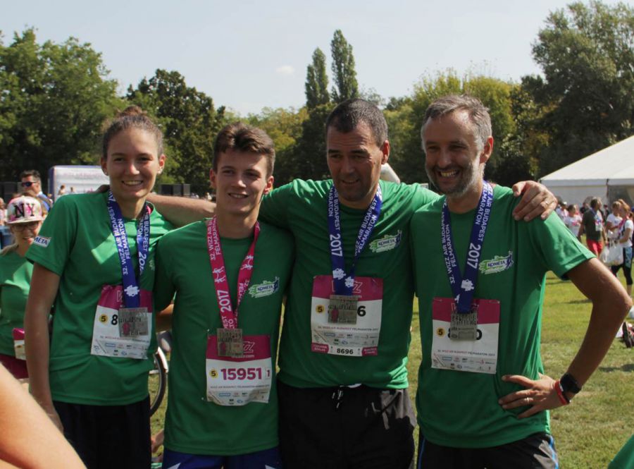 Példamutatás, elkötelezettség, egészséges életmód, sport - STYLENEWS - Aktuális - egészség, egészséges táplálkozás, futás, futóverseny, kométa, 