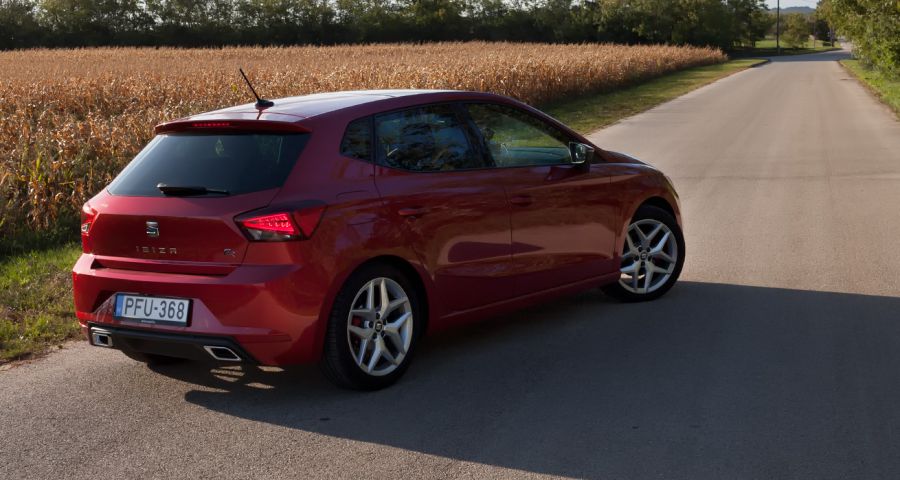 Stílusos, sportos, fiatalos – kielemeztük az új SEAT Ibizát női szemmel - STYLENEWS - Aktuális - autó, seat ibiza, tapasztalatok, teszt, tesztvezetés, vélemény, 