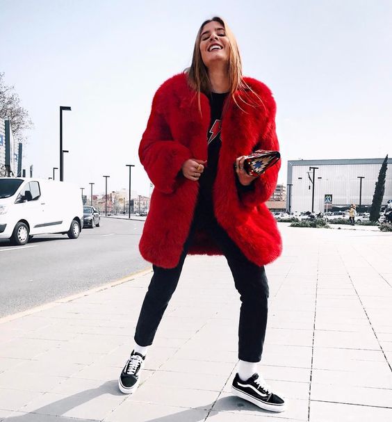 Stílusiskola: így viseld a piros színt ősszel - DIVAT&STÍLUS - Stílusiskola - divat, ősz, piros, stíls, stílusiskola, tippek, 