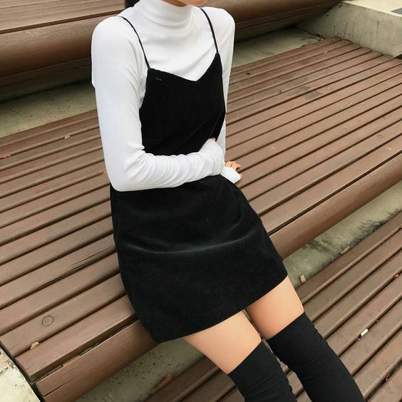 Stílusiskola: ősszel is viselj feketét fehérrel - DIVAT&STÍLUS - Stílusiskola - divat, fehér, fekete, stílus, stílusiskola, 