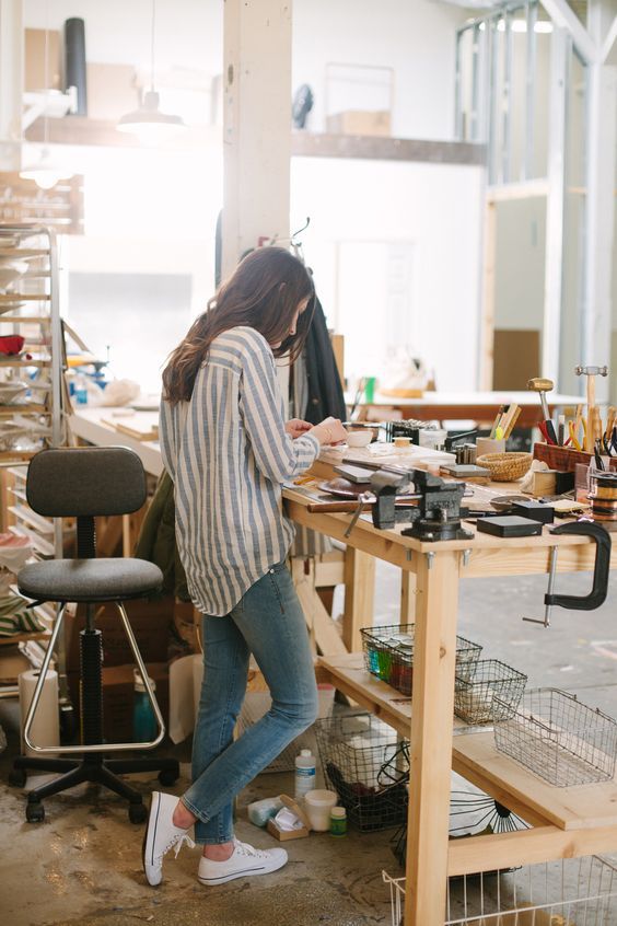 Stílusiskola: így viselj csíkos felsőket idén ősszel - DIVAT&STÍLUS - Stílusiskola - csíkos, csíkos felső, divat, minta, outfit, ősz, stílus, 