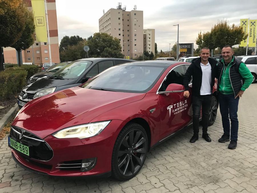 Egyedülálló rekordkísérletre készülnek az országban - STYLENEWS - Aktuális - autopilot, drivingcamp, rekord, tesla, tesla élményvezetés, teslaelmeny.hu, 