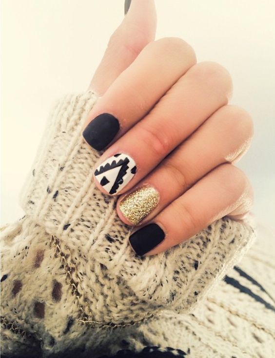 Top10: a legjobb köröm minták, amiket ki kell próbálnod az ősz hátralévő részében - SZÉPSÉG -  - köröm, köröm minták, manikűr, ősz, 