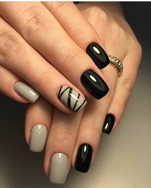 Top10: fekete manikűr ötletek az őszi -téli szezonra - SZÉPSÉG -  - fekete, fekete manikűr, körömápolás, körömlakk, manikűr, ősz, tél, 