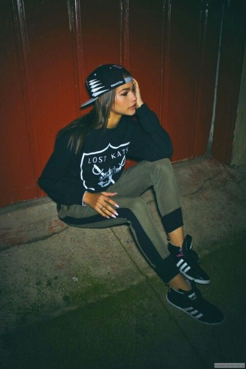 Stílusiskola: a legjobb összeállítások Zendaya gardróbjából - DIVAT&STÍLUS - Stílusiskola - outfit, ötletek, stílus, stílusiskola, tippek, zendaya, 