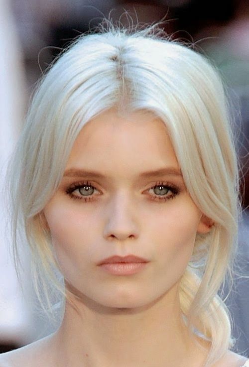 Top10: ha szeretnél kitűnni a tömegből, légy merész, és válts fehéres szőkére - SZÉPSÉG - Hajápolás  - árnyalat, fehér, haj, hajápolás, hajszín, szőke, tél, 